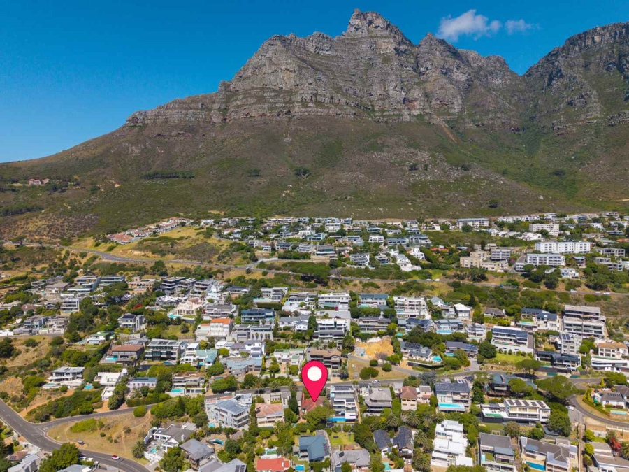6 Bedroom Property for Sale in Camps Bay Western Cape